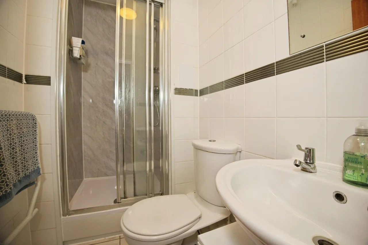 Jim Driscoll Way, Cardiff, CF11, photo 11