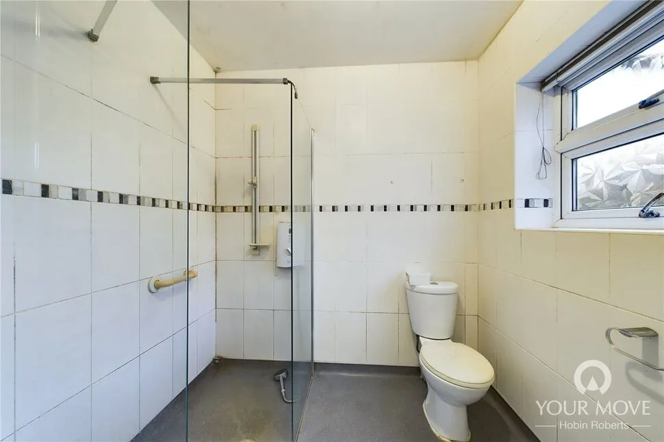 Fife Street, St James, NN5, photo 6
