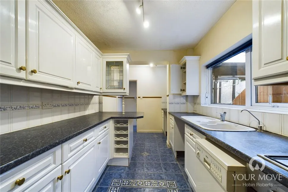 Fife Street, St James, NN5, photo 2