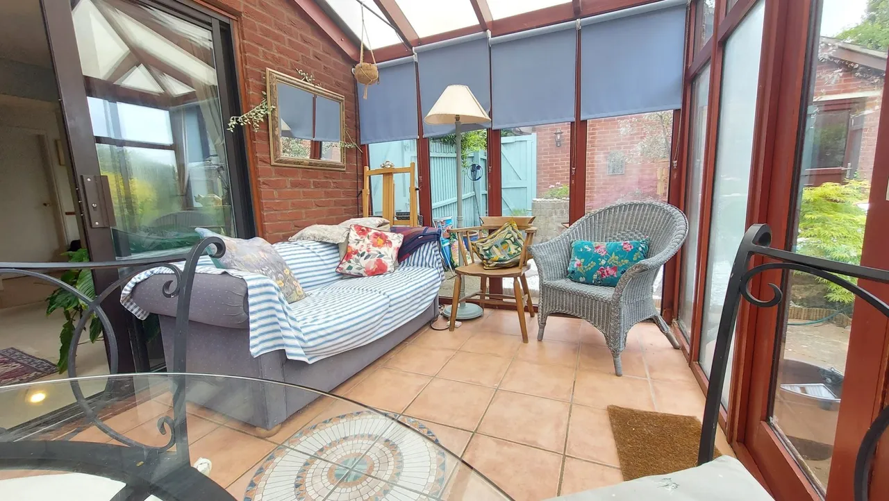 Lilac Close, Bourne, PE10, photo 11