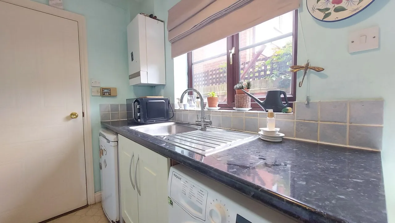 Lilac Close, Bourne, PE10, photo 15