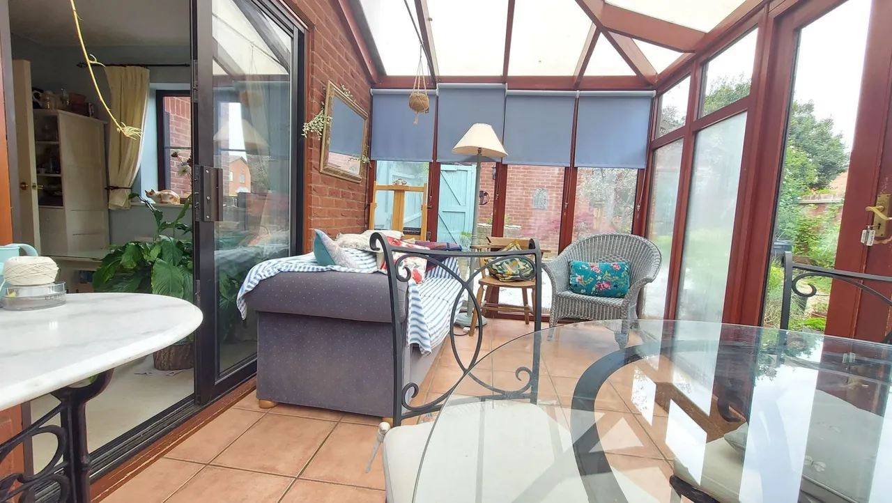 Lilac Close, Bourne, PE10, photo 12