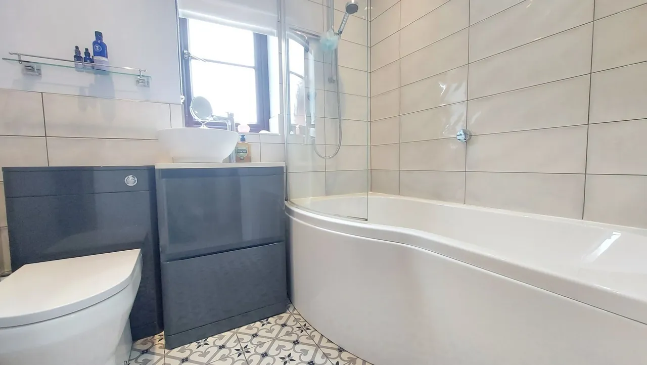 Lilac Close, Bourne, PE10, photo 25