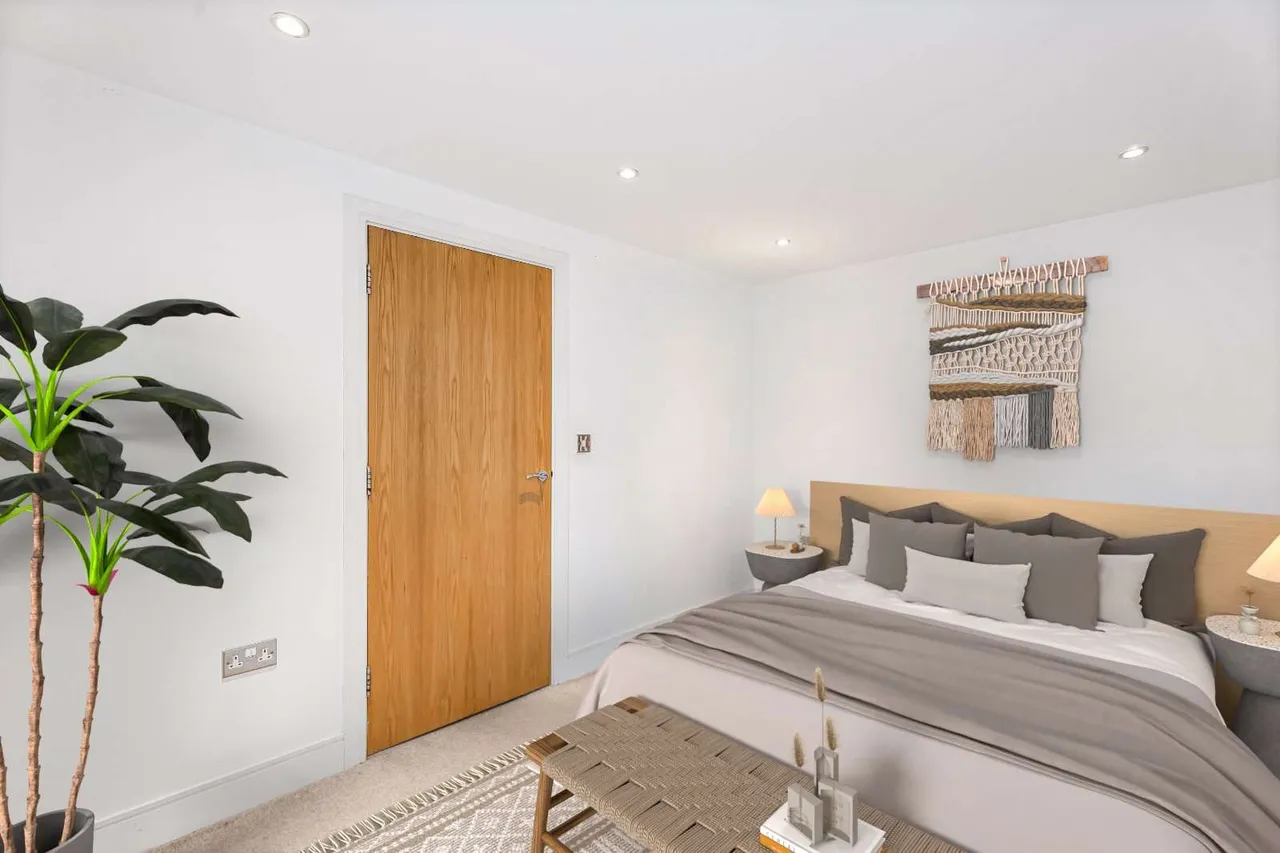 Sandringham Road, London, E8, photo 10