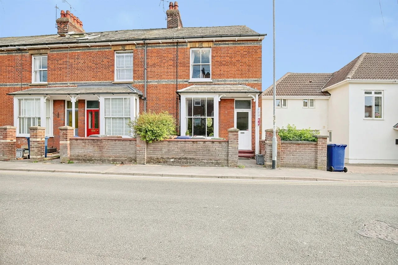 2 bed house for sale — Hospital Road, Bury St. Edmunds