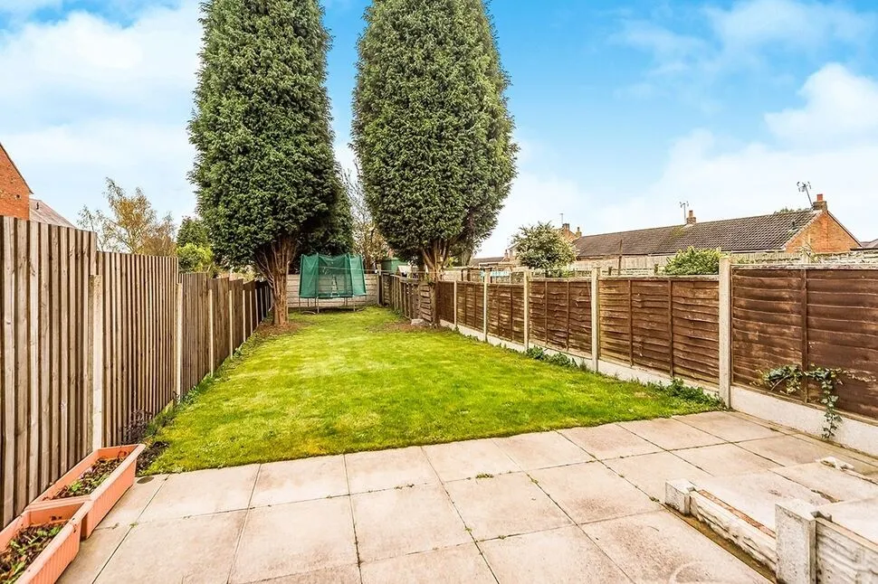 Queen Street, Pensnett, West Midlands, DY5, photo 9