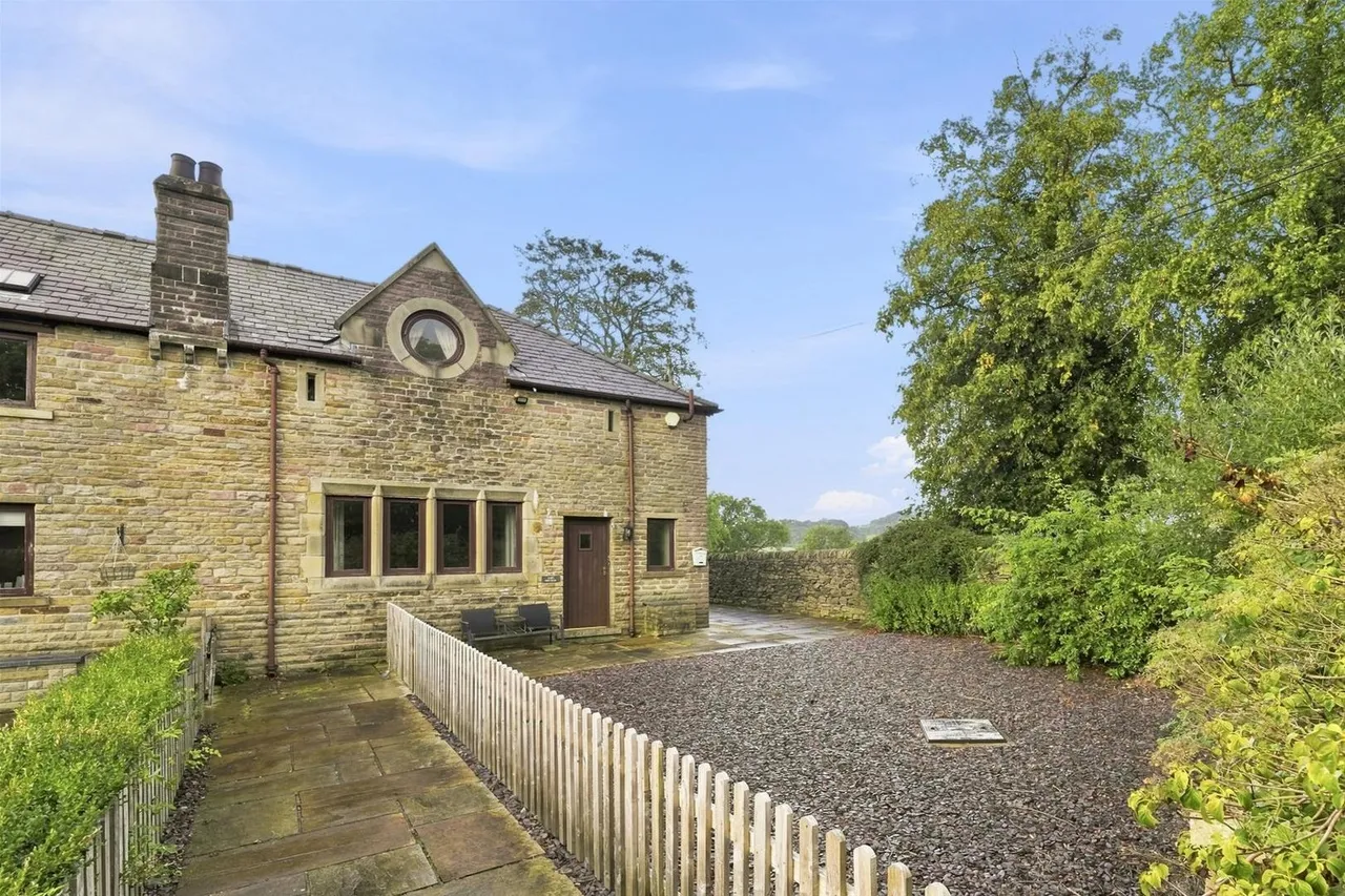 Ridge Hill Sutton, Macclesfield, SK11, photo 4