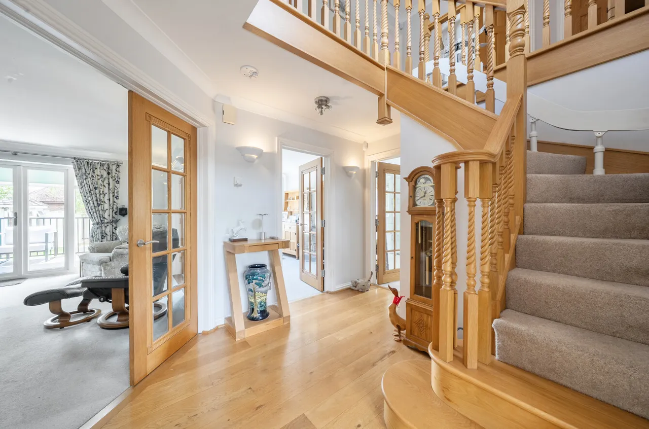 Wades Close, Marden, TN12, photo 9