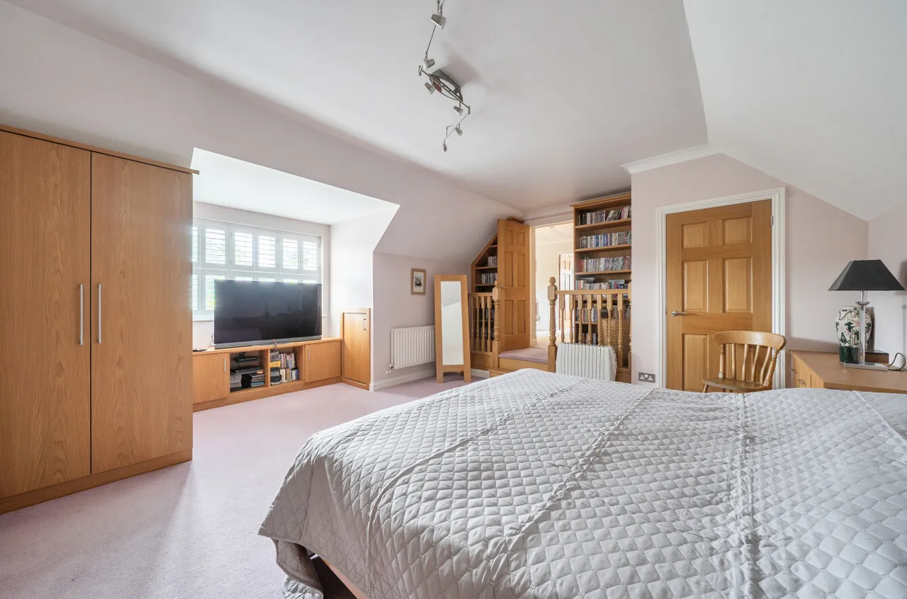 Wades Close, Marden, TN12, photo 10