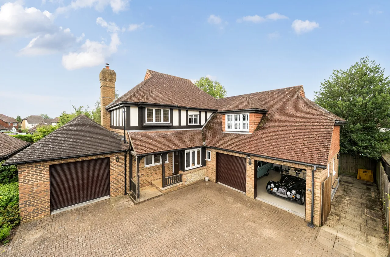 Wades Close, Marden, TN12, photo 24