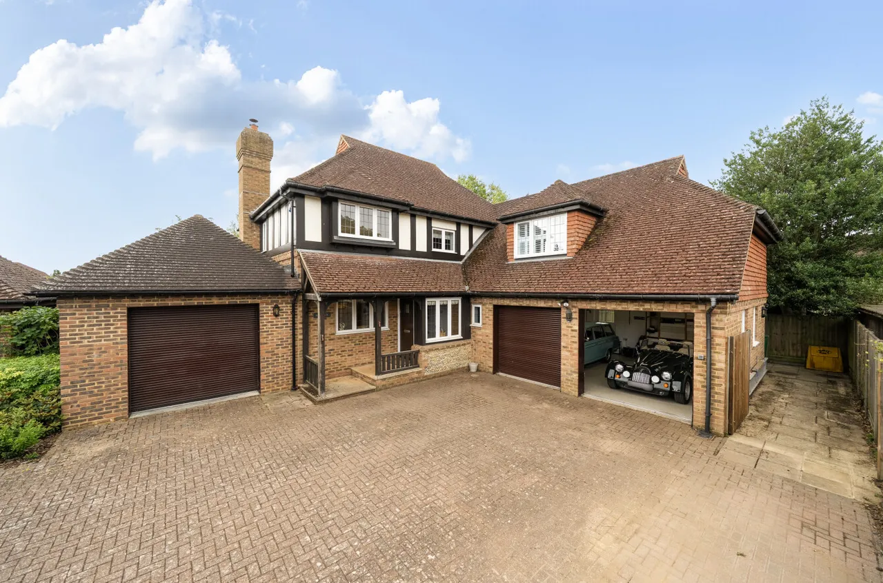 Wades Close, Marden, TN12, photo 23