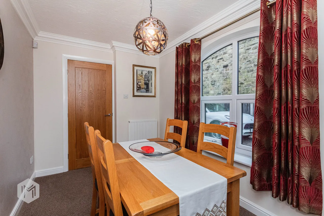 Hardcastle Close, Bolton, BL2 4NR, photo 4