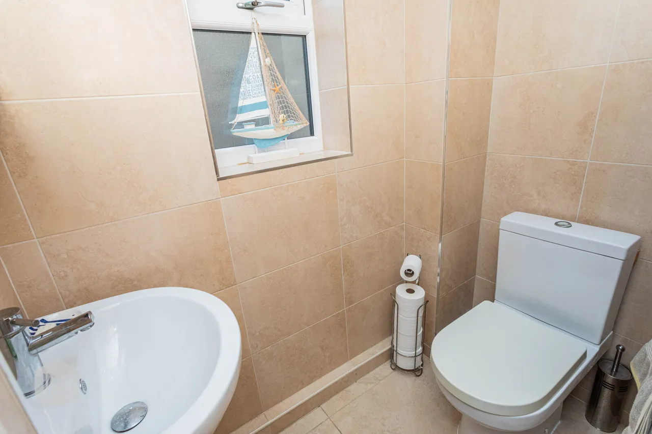 Hardcastle Close, Bolton, BL2 4NR, photo 11