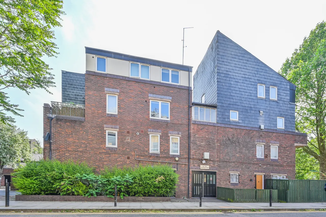 2 bed flat for sale, London, E1