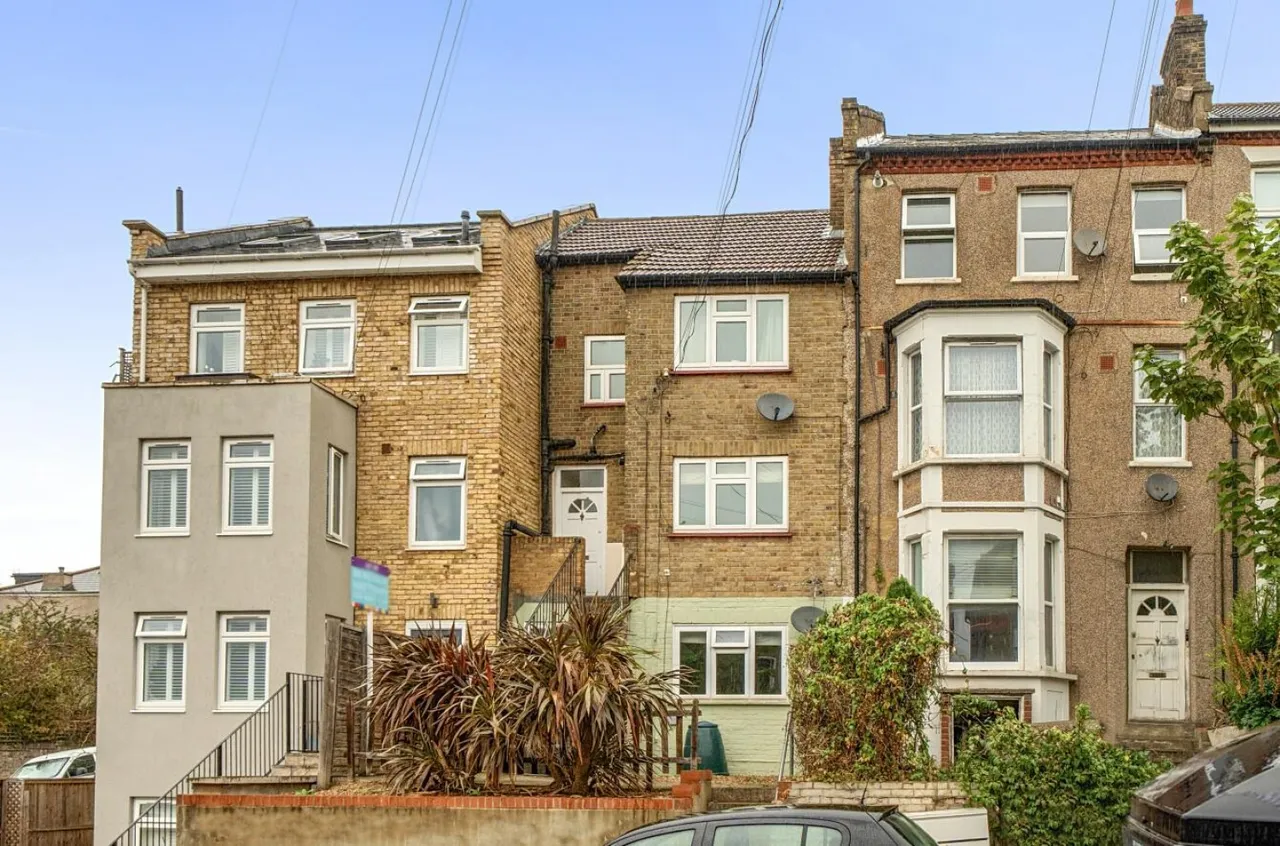 Blythe Hill, London, SE6, photo 3