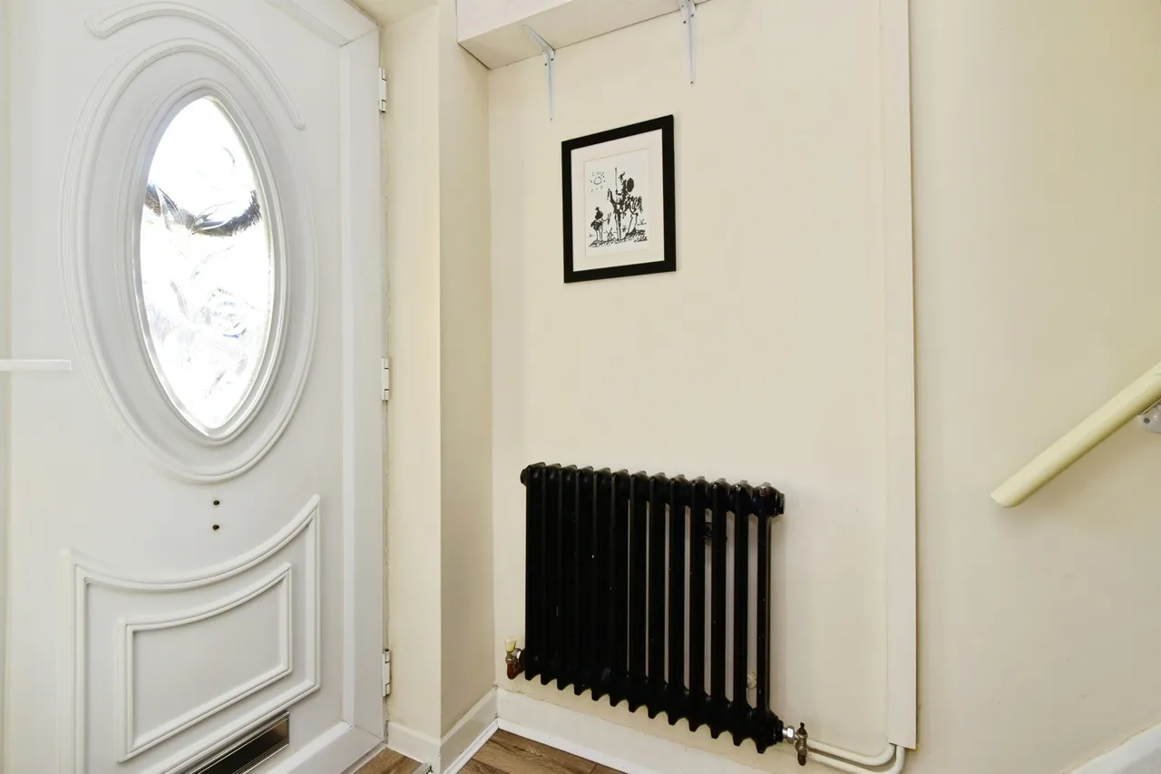 Baggott Place, Newcastle, Staffordshire, ST5, photo 7