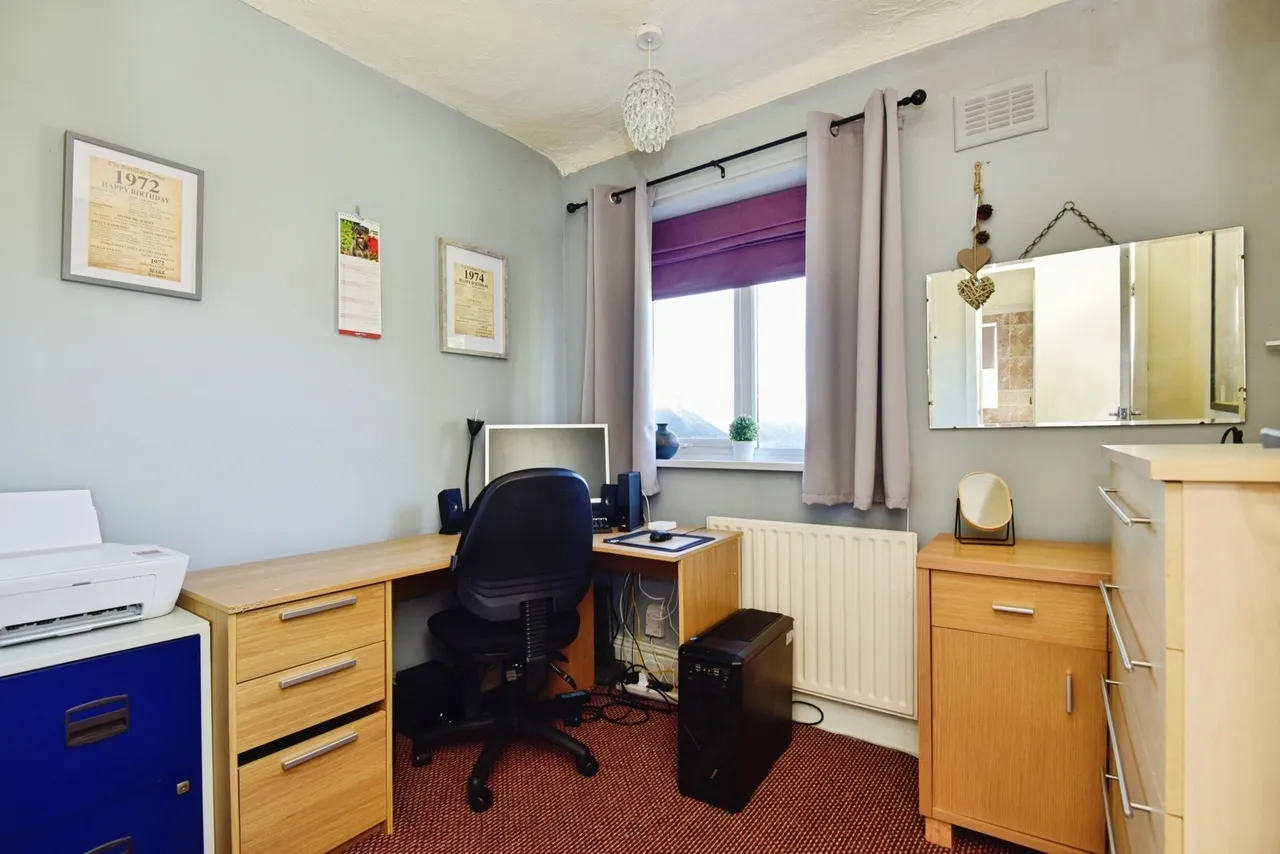 Baggott Place, Newcastle, Staffordshire, ST5, photo 13