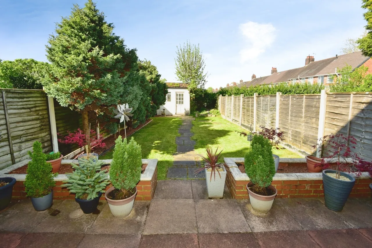 Baggott Place, Newcastle, Staffordshire, ST5, photo 17