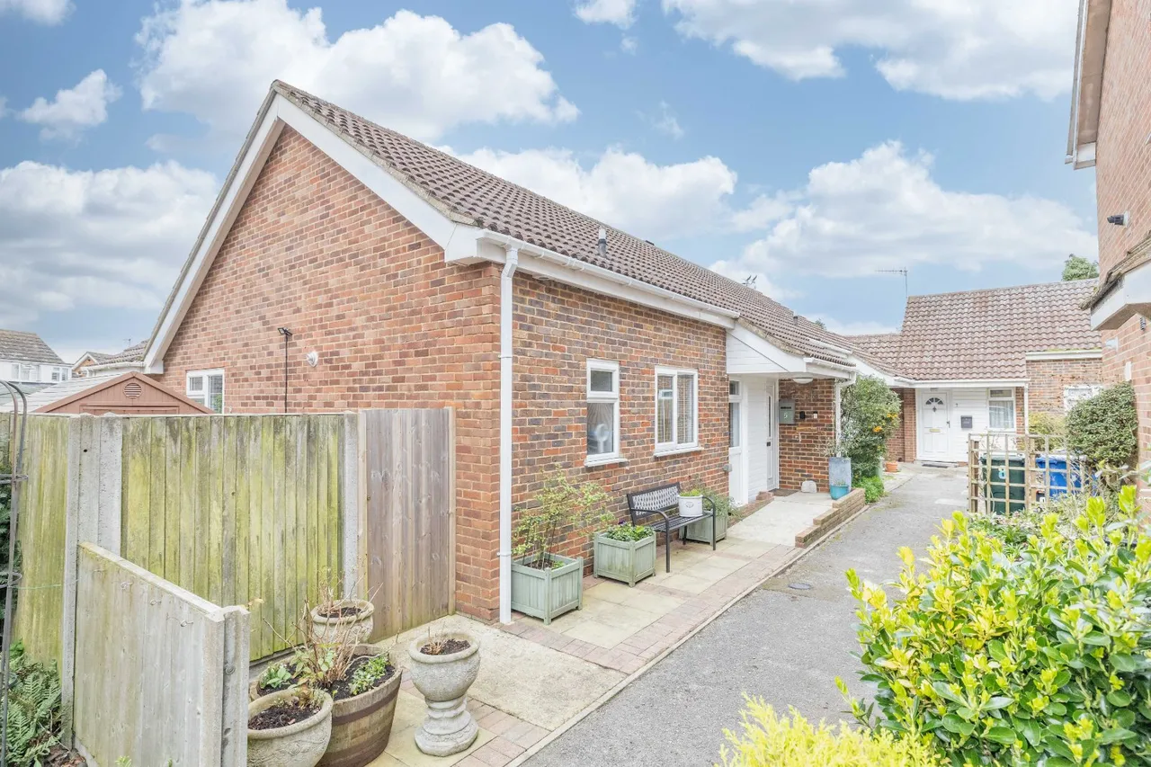 Ellison Court, Faversham, ME13, photo 2