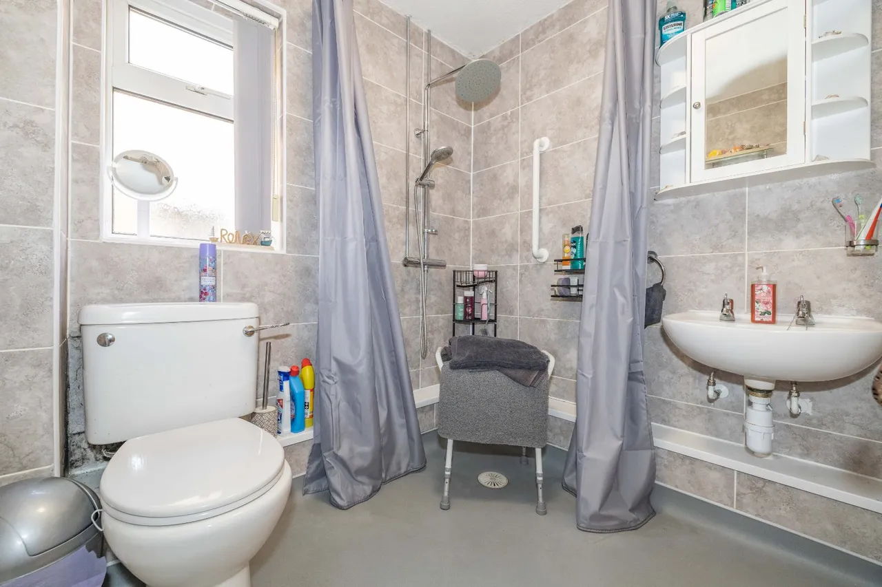Ellison Court, Faversham, ME13, photo 9