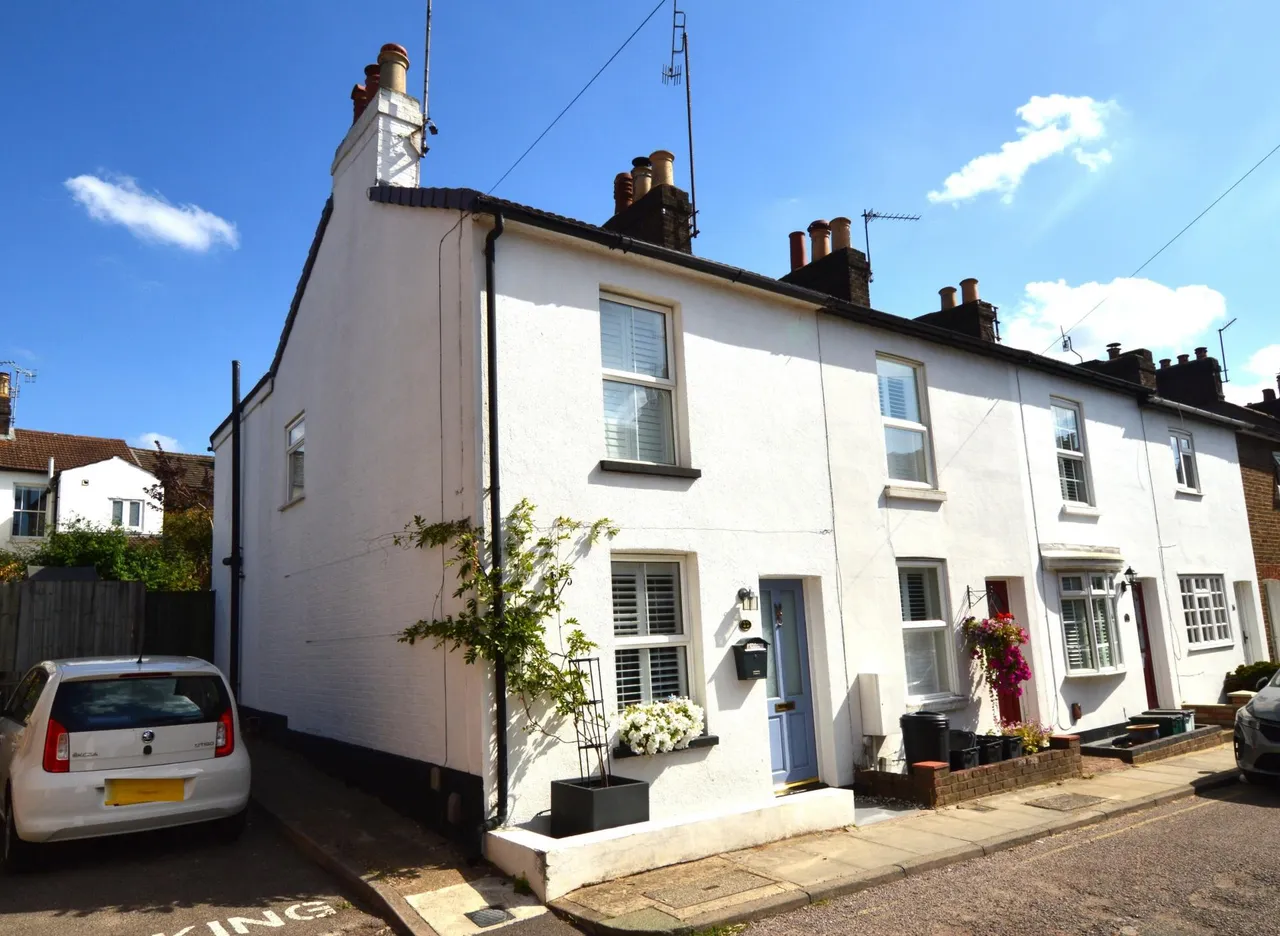 2 bed house for sale, Bedford Road, St Albans, AL1