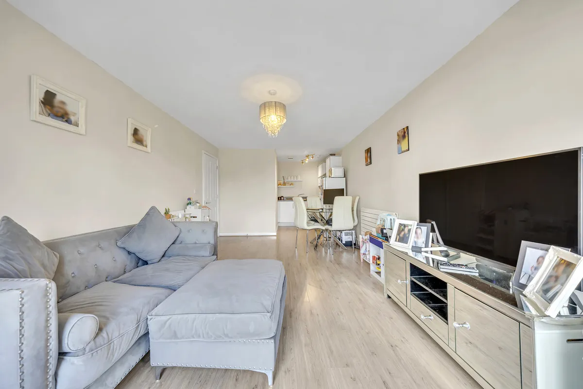 Cottons Approach, Romford, RM7, photo 7