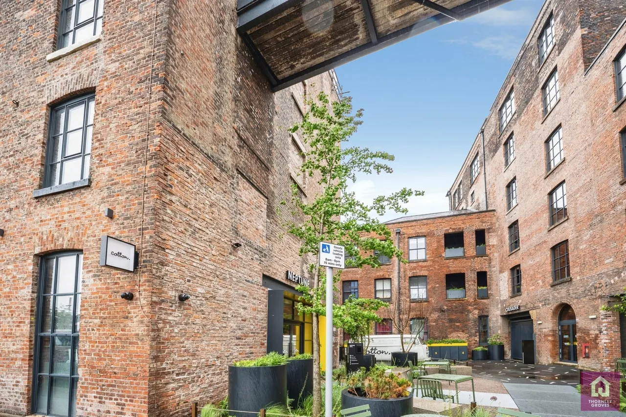 2 bed flat for sale, Chapeltown Street, Manchester, M1
