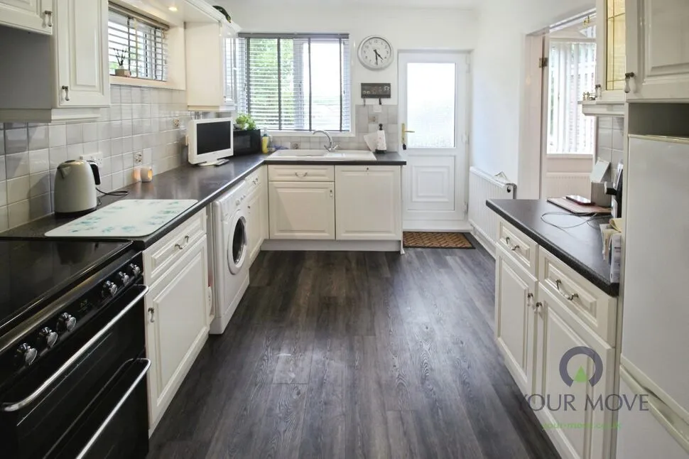 Sough Hall Crescent, Thorpe Hesley, South Yorkshire, S61, photo 4