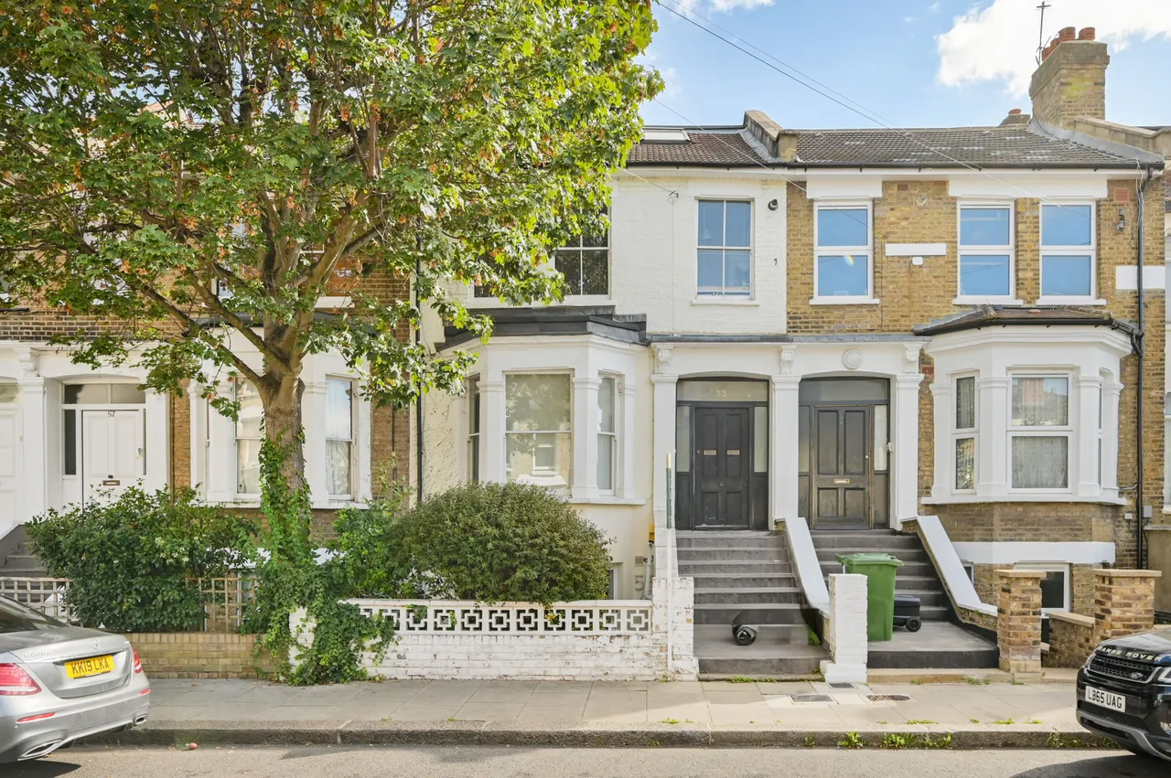 2 bed flat for sale — Top Floor, 55 St Stephens Avenue, London