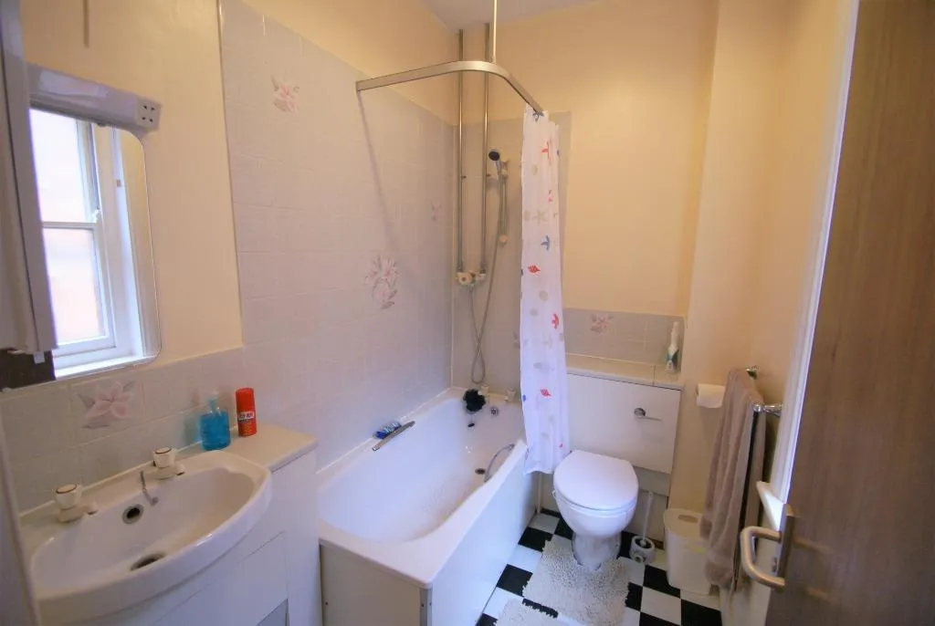 Andover Road, Ludgershall, SP11, photo 4