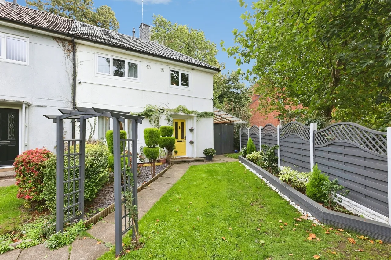 3 bed house for sale, Cross Farm Road, Harborne, B17