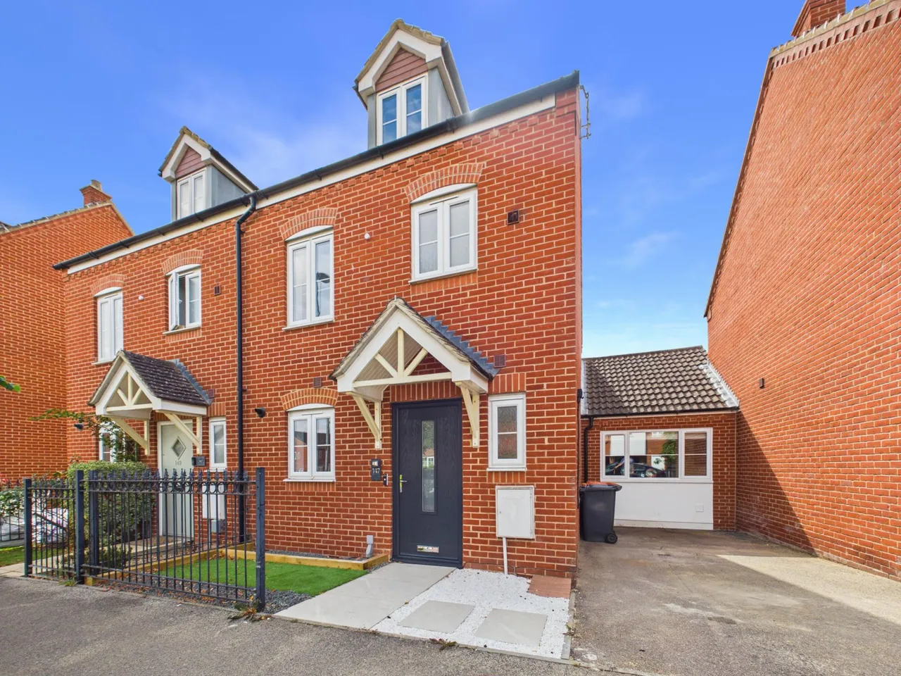 Ashmead Road, Bedford, MK41 7, photo 5