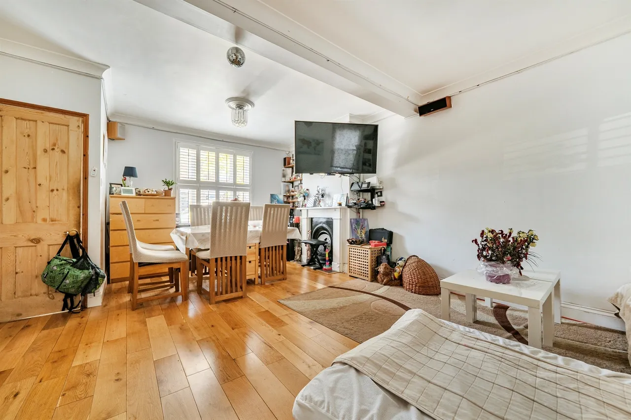 Merton Road, Enfield, EN2, photo 3