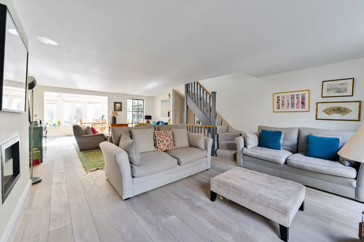9 Cinnamon Row, London, photo 6