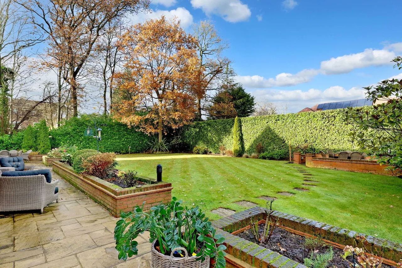 Disraeli Park, Beaconsfield, HP9, photo 13
