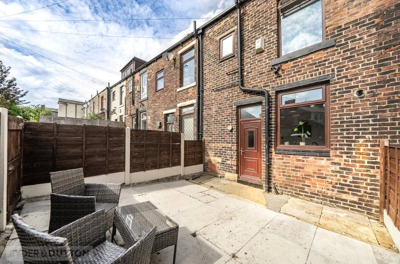 Rochdale Road, Shaw, OL2, photo 19