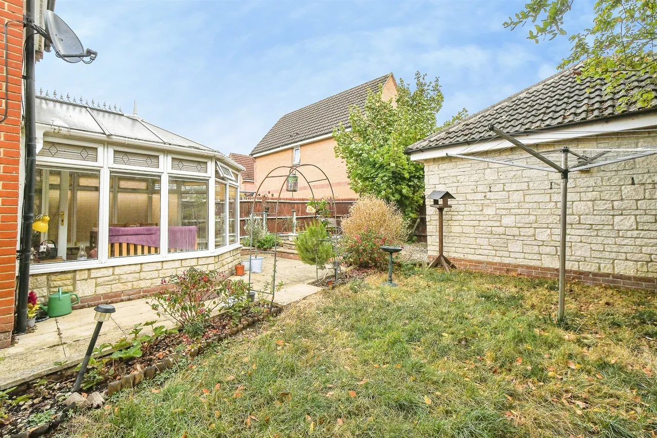 Century Close, Faringdon, SN7, photo 14