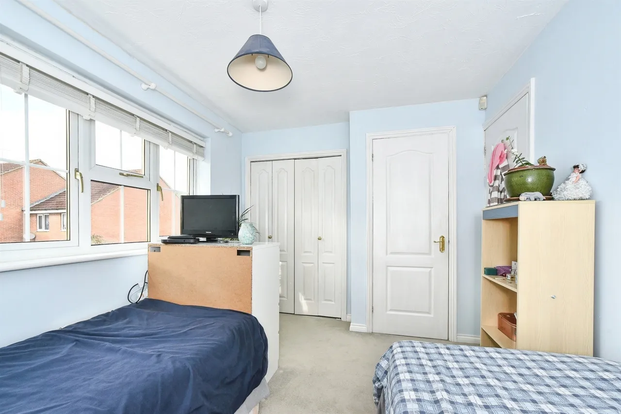 Century Close, Faringdon, SN7, photo 10