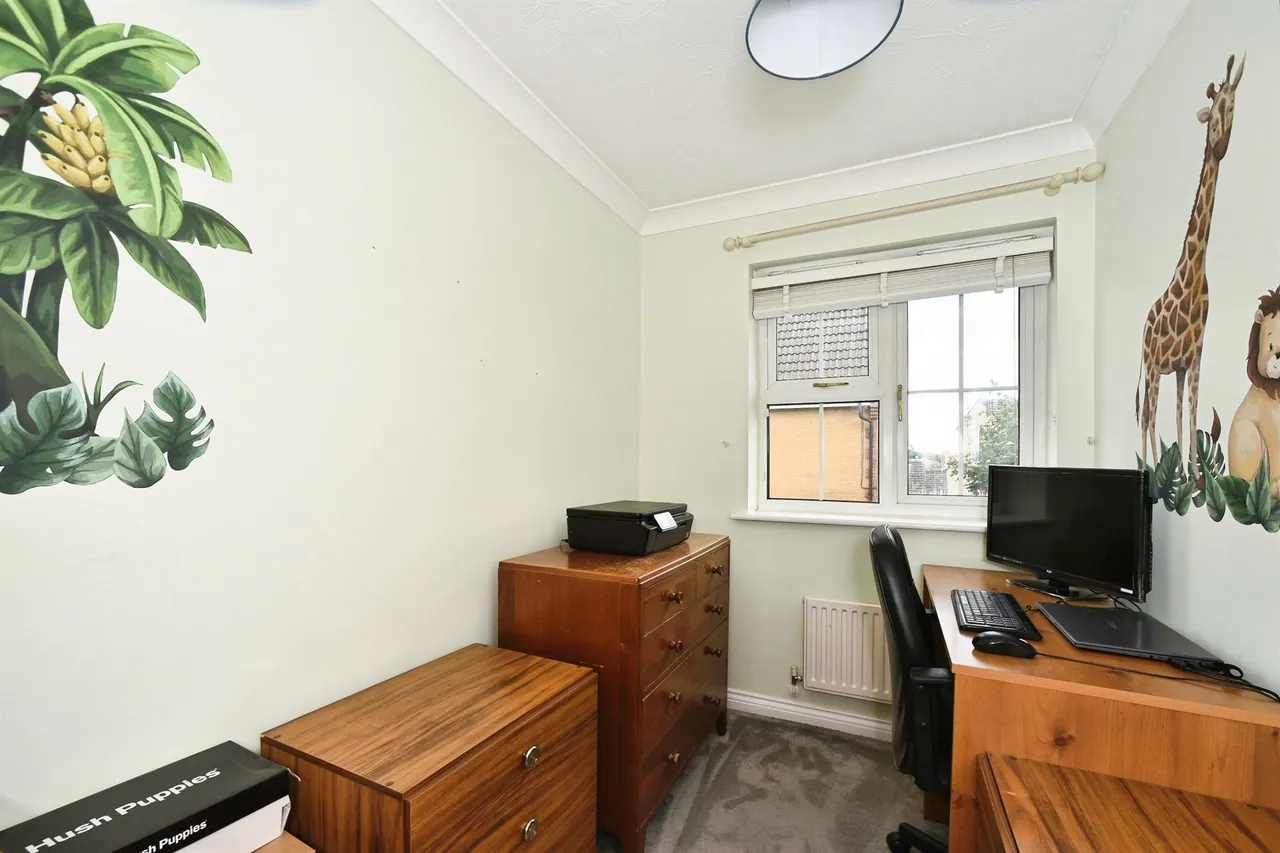 Century Close, Faringdon, SN7, photo 9