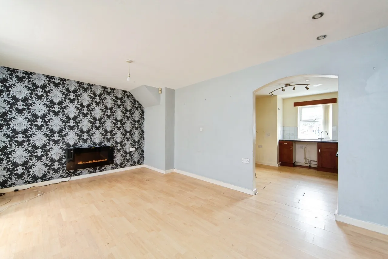 Brunswick Mews, Birkenhead, CH41, photo 8