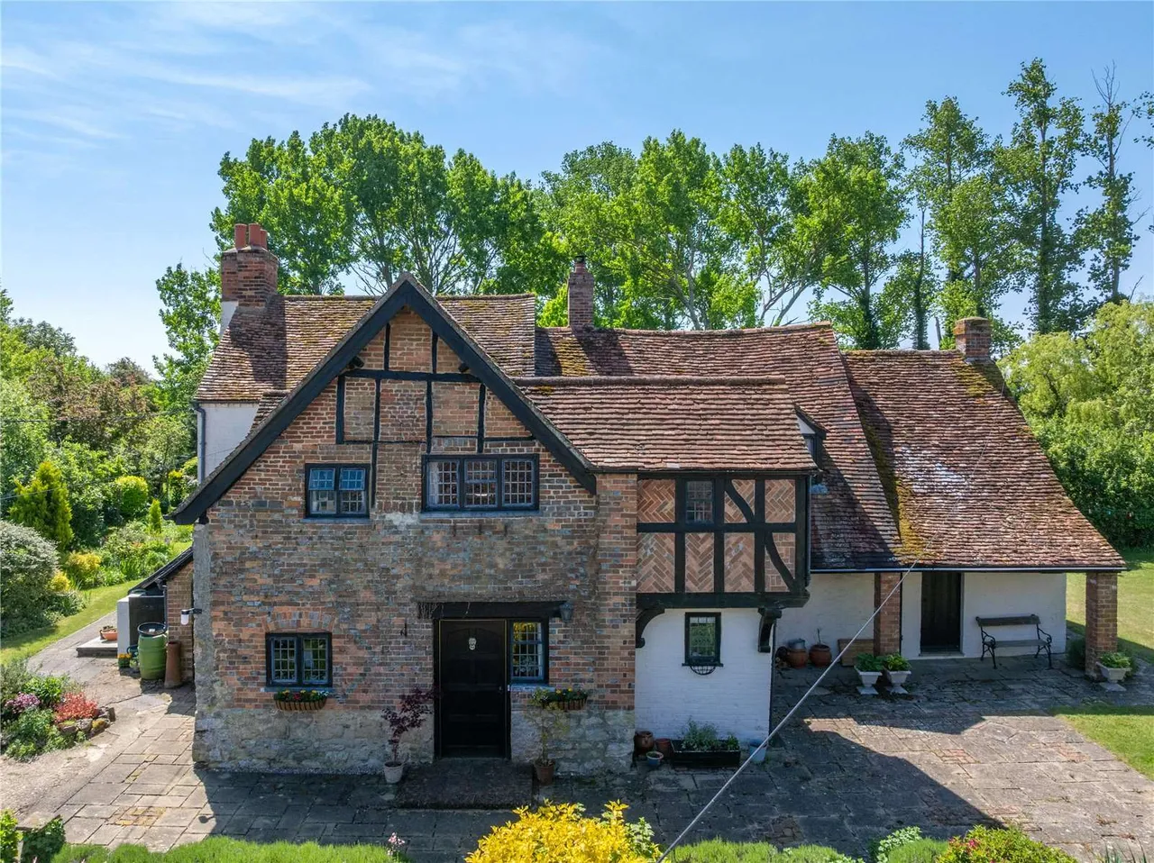 4 bed house for sale — Westfield Road, Long Crendon, Aylesbury, Buckinghamshire, HP18 9EW