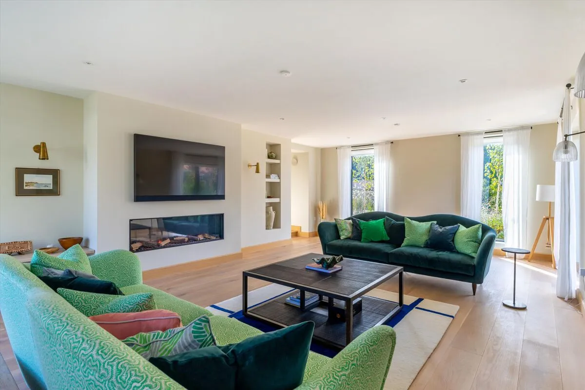 Queenwood Rise, Broughton, SO20, photo 2