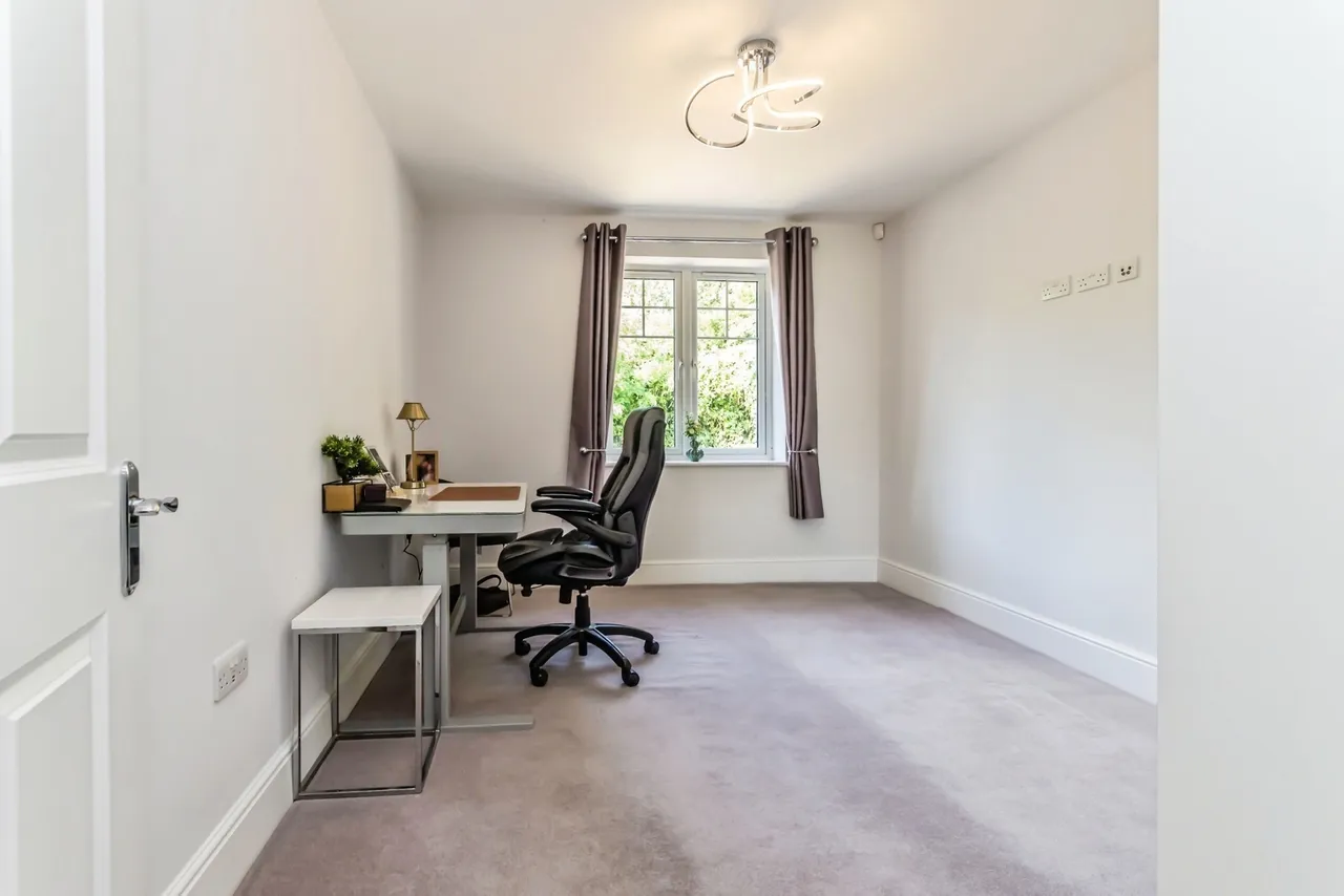 Foxley Lane, Purley, CR8, photo 11