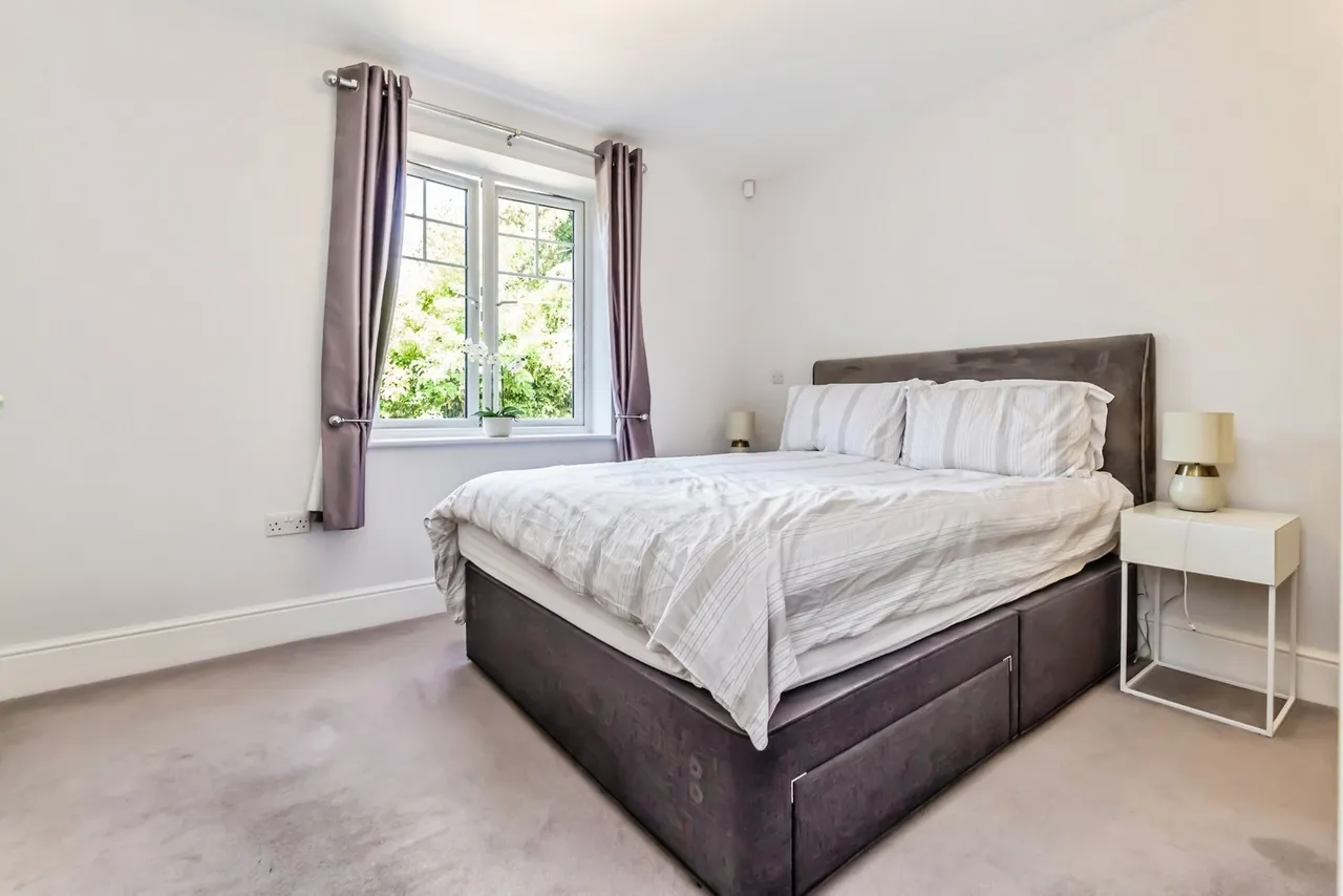 Foxley Lane, Purley, CR8, photo 13