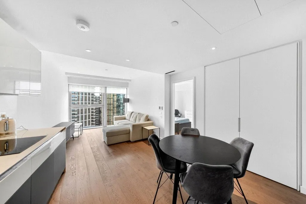 Electric Boulevard, Nine Elms, SW11, photo 2