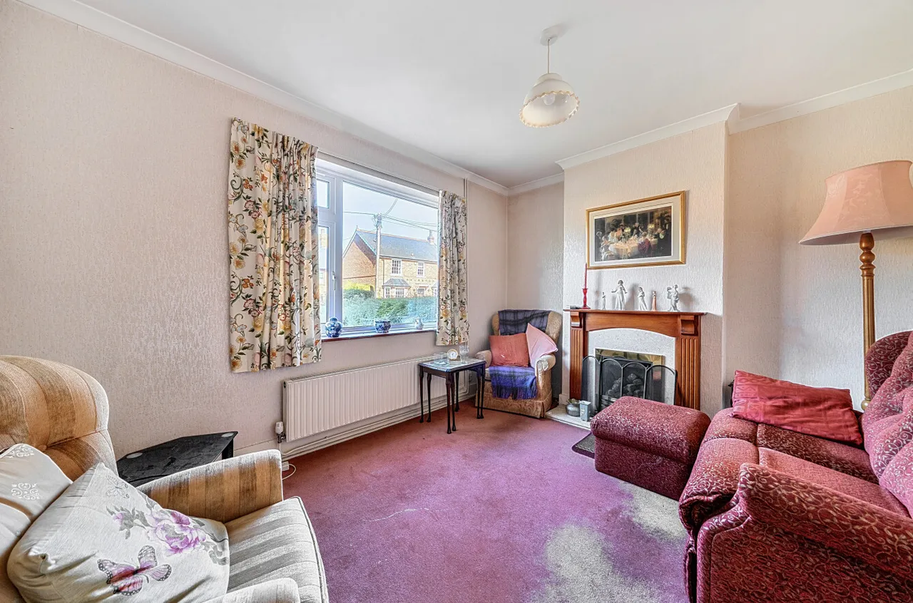 Chertsey Road, Windlesham, GU20, photo 5