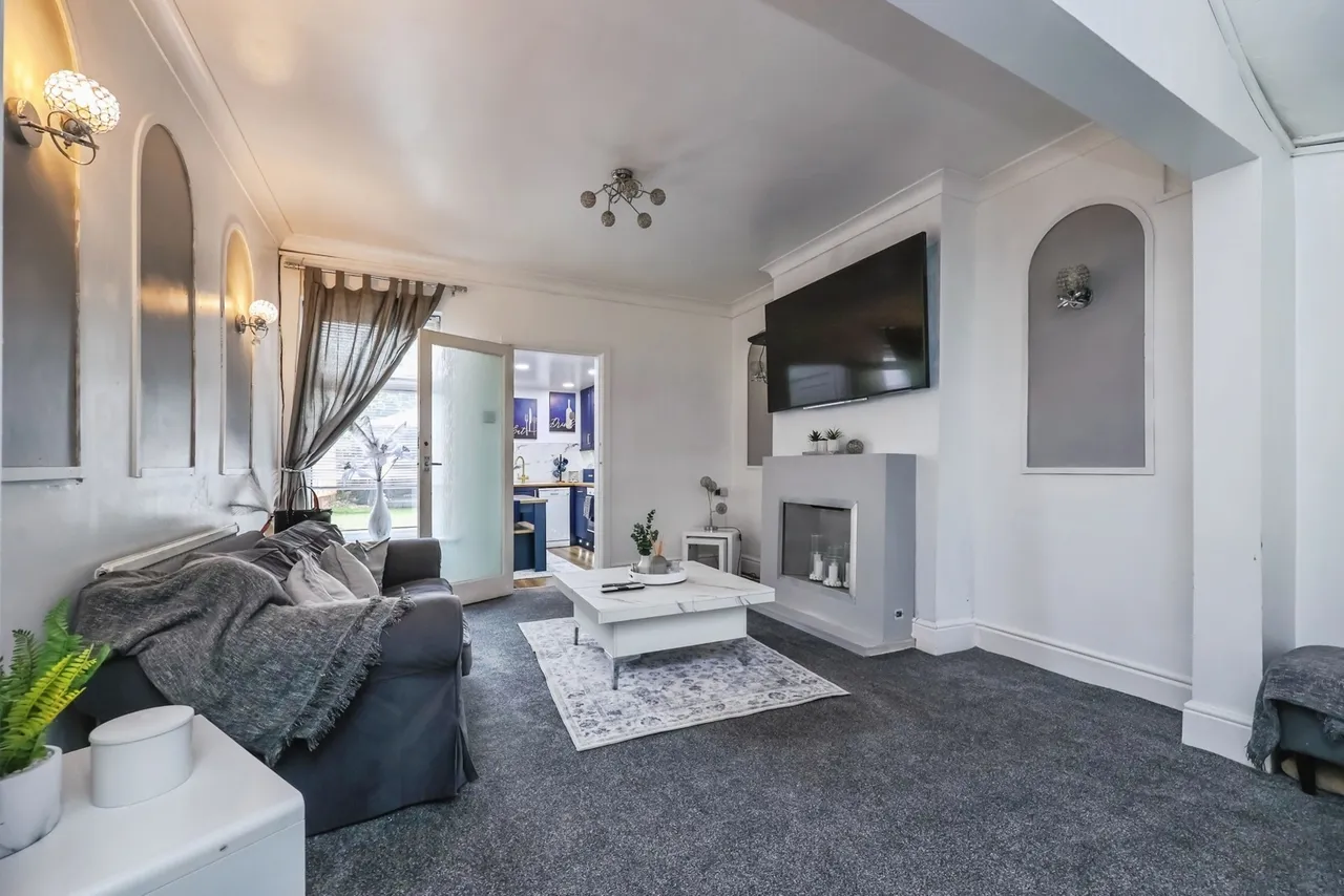 Broomhill Road, Nottingham, NG6, photo 6