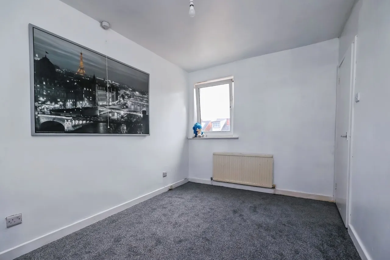 Broomhill Road, Nottingham, NG6, photo 11