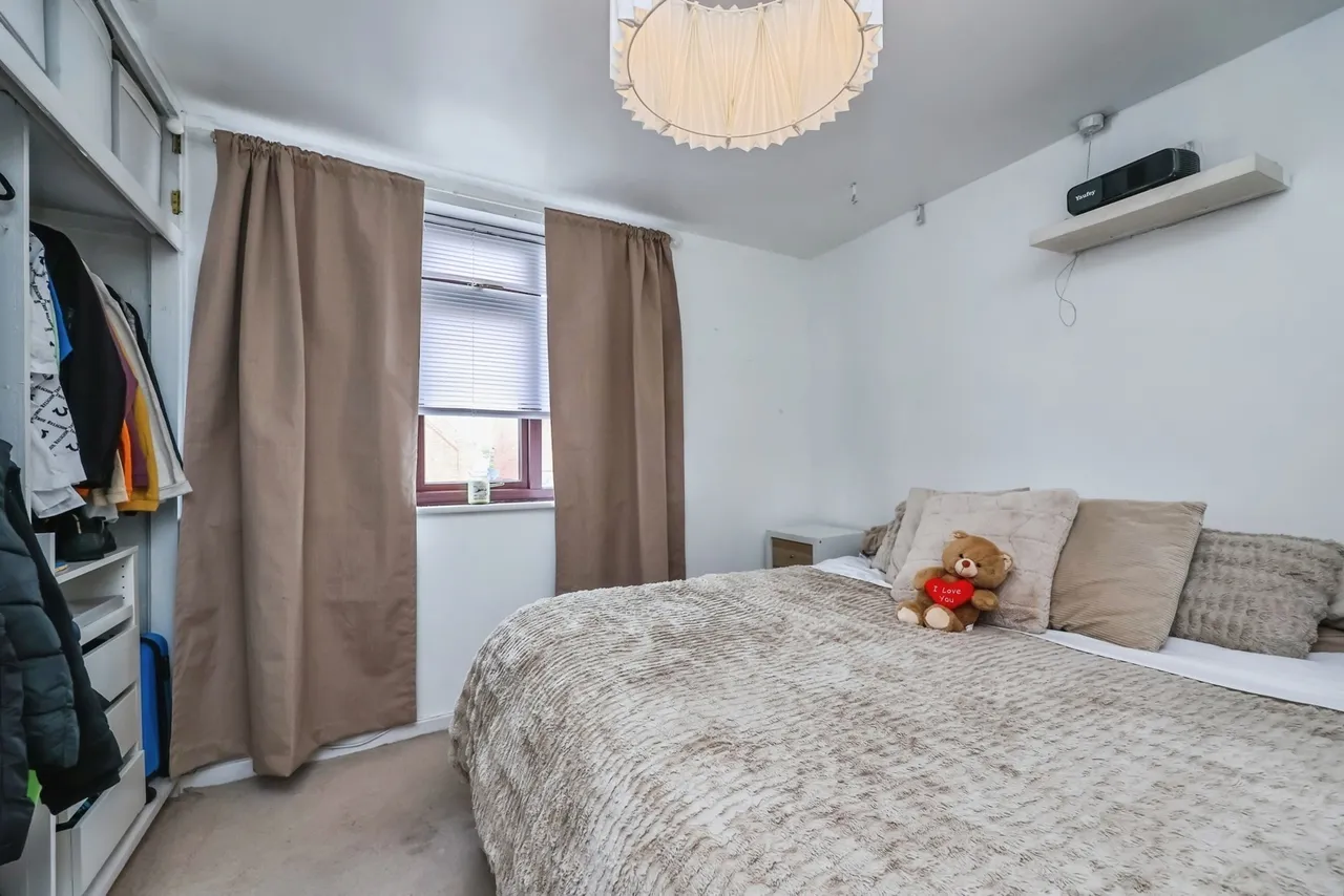 Broomhill Road, Nottingham, NG6, photo 8