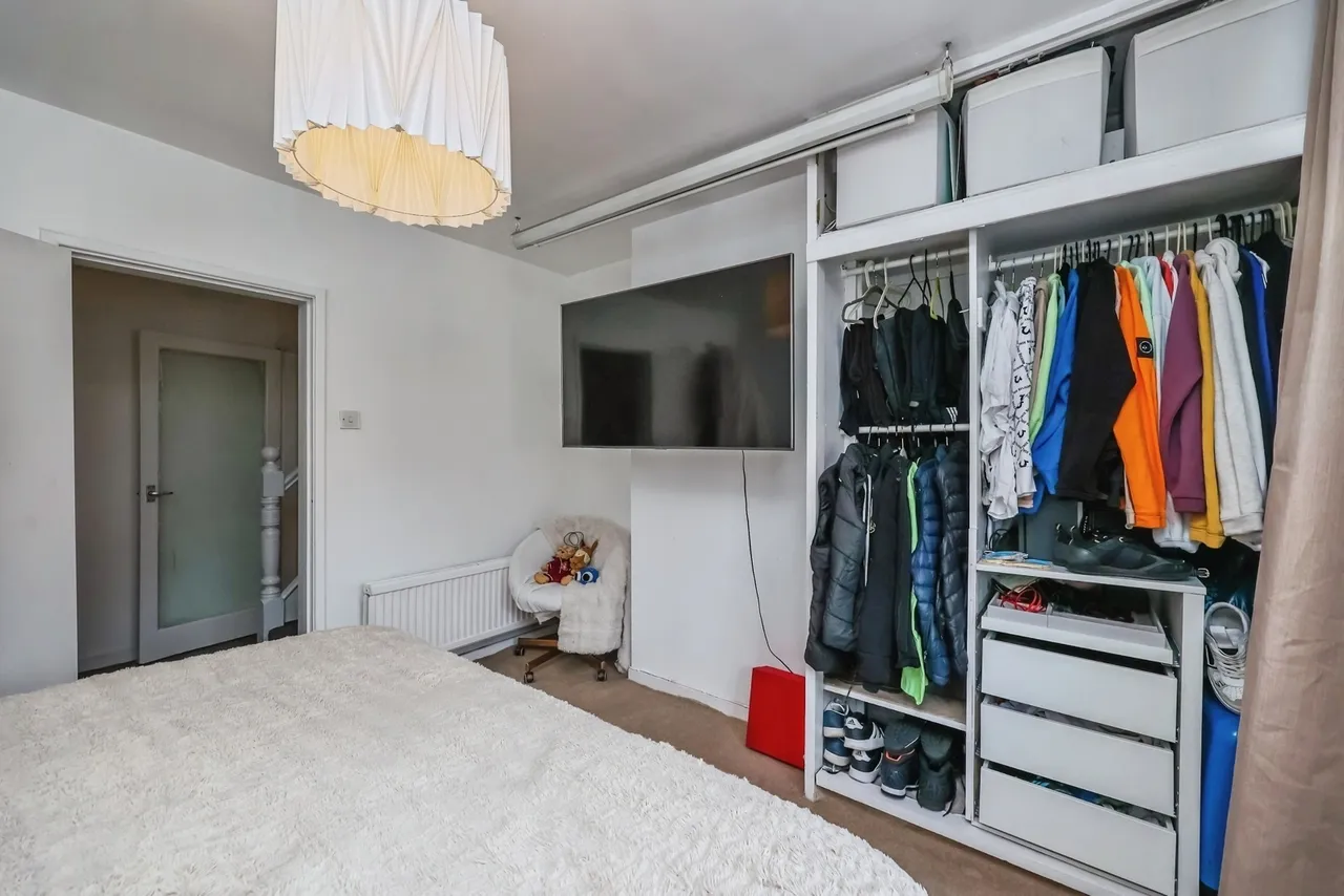 Broomhill Road, Nottingham, NG6, photo 10